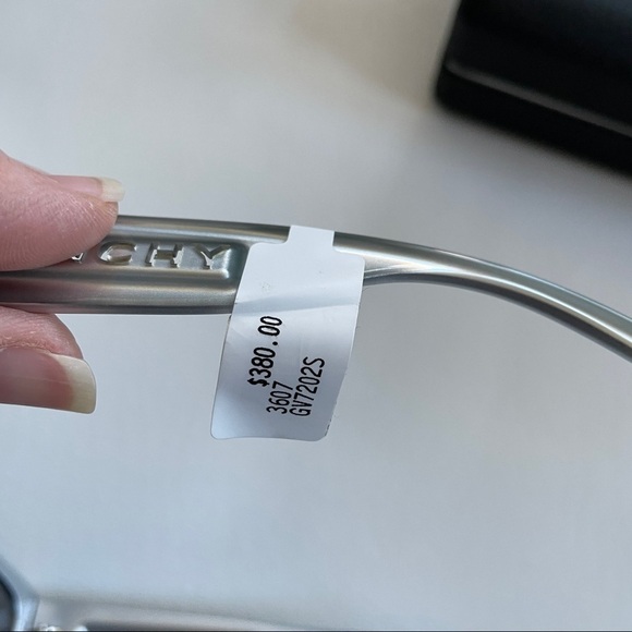 Givenchy GV 7202 Logo Sunglasses Silver - Picture 7 of 9